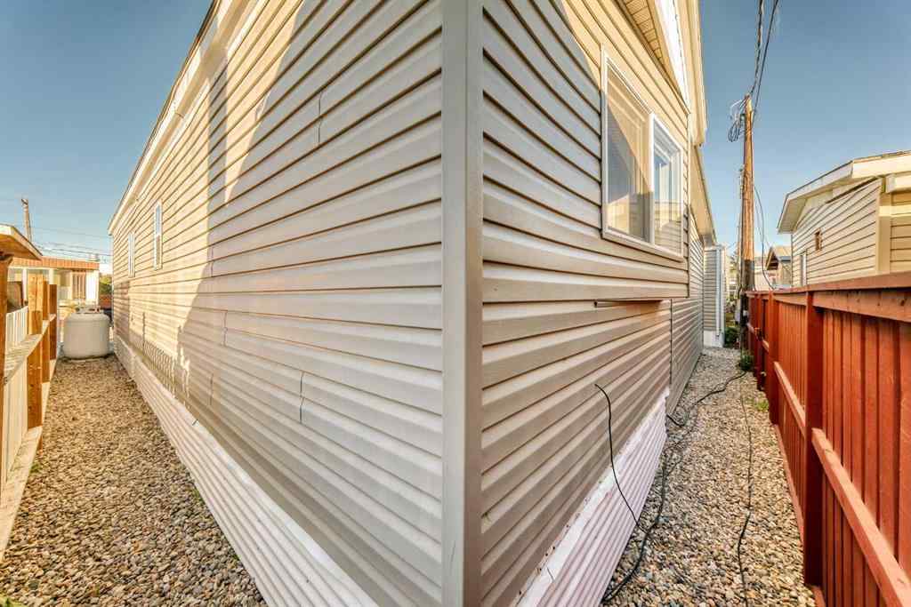 MLS® A2264153 - Unit #27 2106 50 Avenue SE in Forest Lawn Industrial Calgary, Mobile