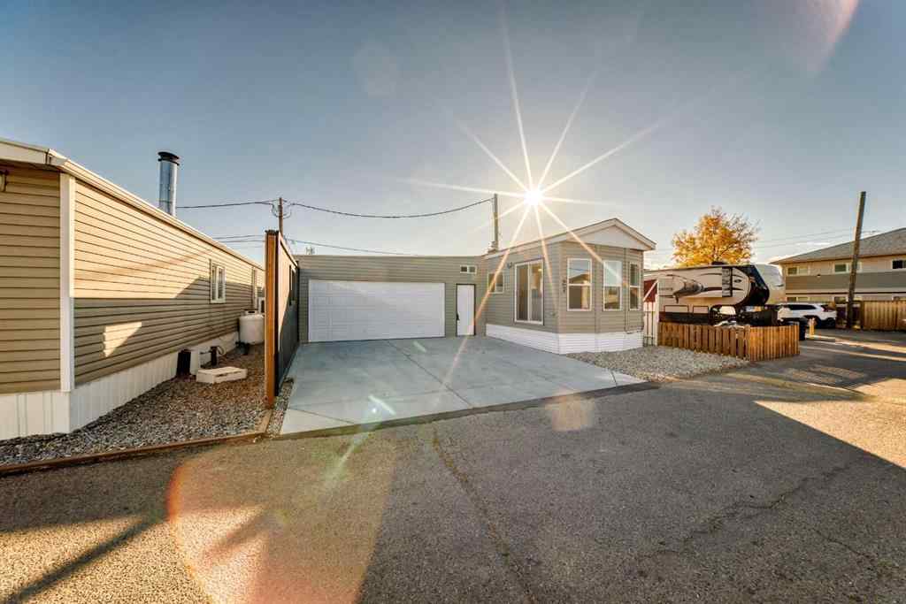 MLS® A2264153 - Unit #27 2106 50 Avenue SE in Forest Lawn Industrial Calgary, Mobile