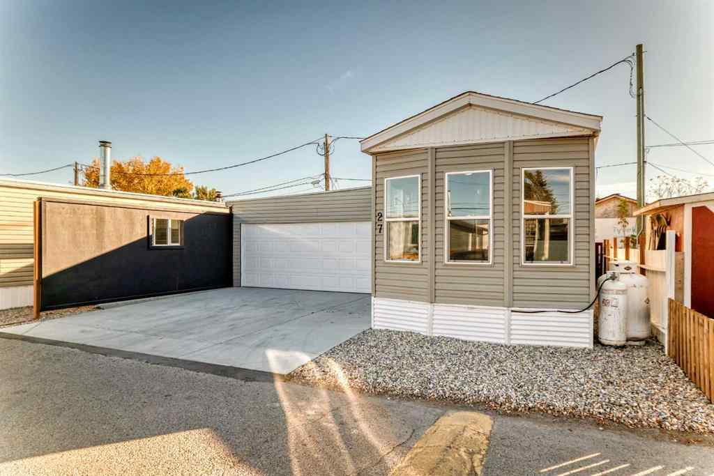 MLS® A2264153 - Unit #27 2106 50 Avenue SE in Forest Lawn Industrial Calgary, Mobile