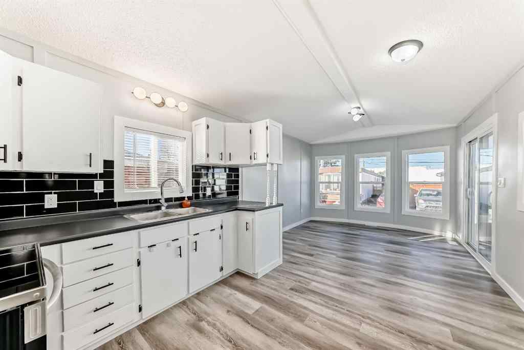 MLS® A2264153 - Unit #27 2106 50 Avenue SE in Forest Lawn Industrial Calgary, Mobile