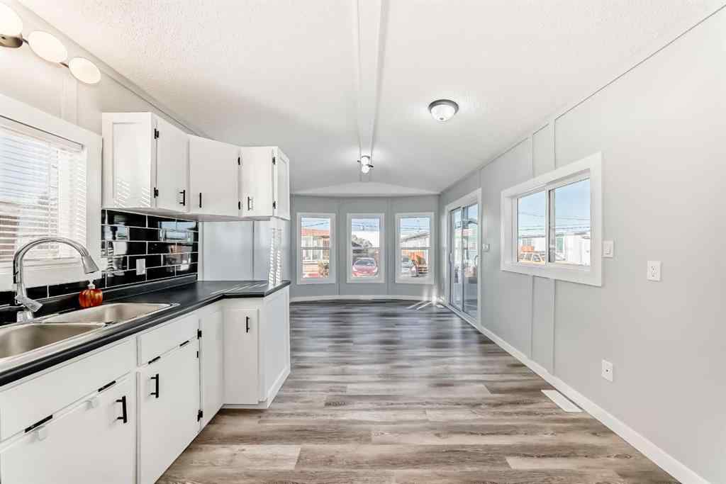 MLS® A2264153 - Unit #27 2106 50 Avenue SE in Forest Lawn Industrial Calgary, Mobile