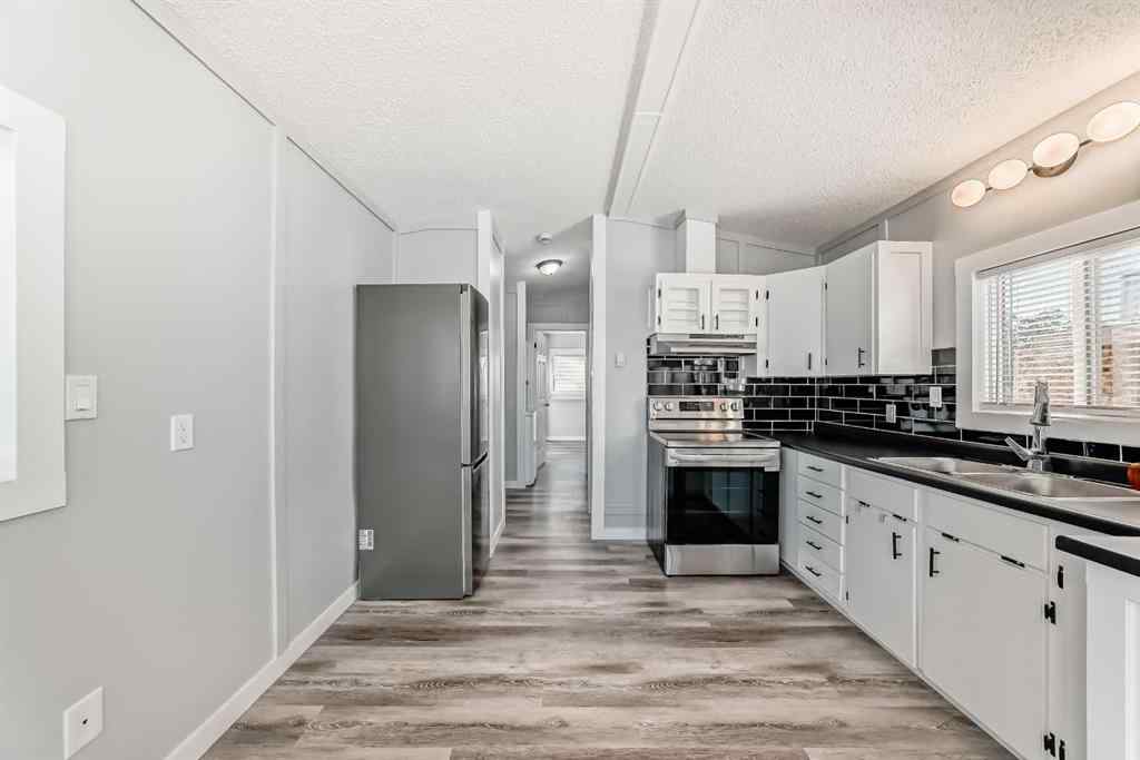 MLS® A2264153 - Unit #27 2106 50 Avenue SE in Forest Lawn Industrial Calgary, Mobile