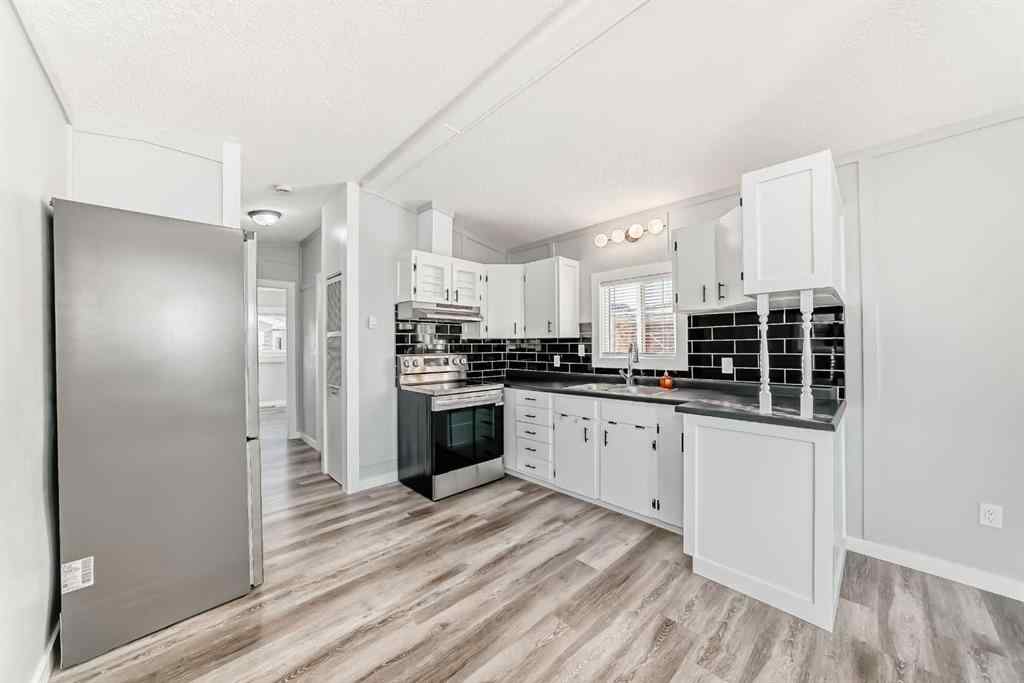 MLS® A2264153 - Unit #27 2106 50 Avenue SE in Forest Lawn Industrial Calgary, Mobile