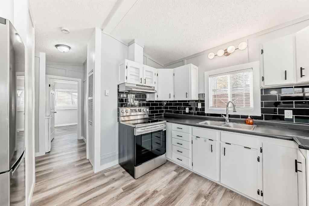 MLS® A2264153 - Unit #27 2106 50 Avenue SE in Forest Lawn Industrial Calgary, Mobile