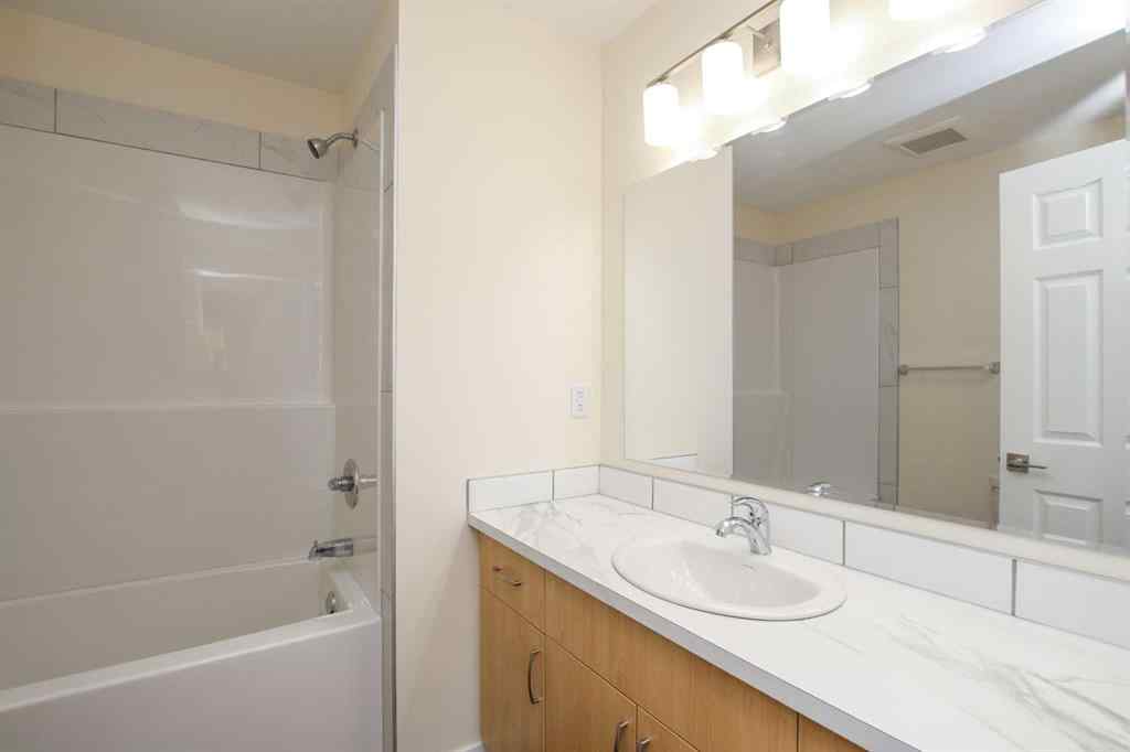 MLS® A2264154 - 27 Gregson Crescent  in Glendale Park Estates Red Deer, Residential