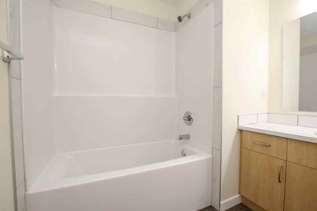 MLS® A2264154 - 27 Gregson Crescent  in Glendale Park Estates Red Deer, Residential