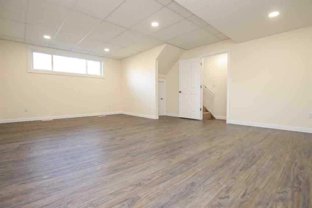 MLS® A2264154 - 27 Gregson Crescent  in Glendale Park Estates Red Deer, Residential