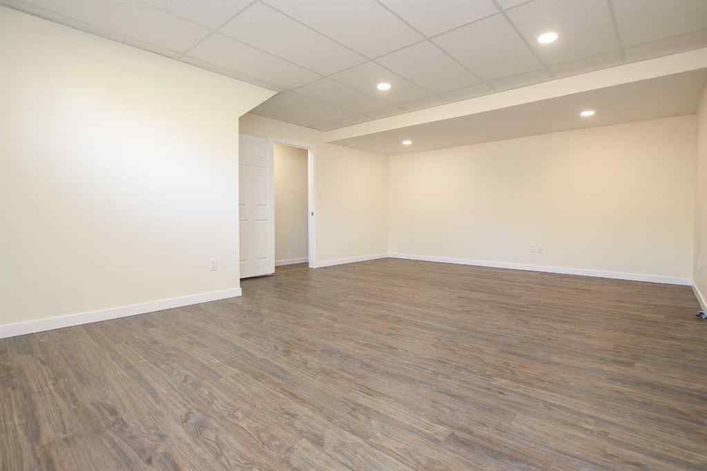 MLS® A2264154 - 27 Gregson Crescent  in Glendale Park Estates Red Deer, Residential