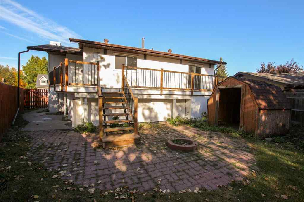 MLS® A2264154 - 27 Gregson Crescent  in Glendale Park Estates Red Deer, Residential