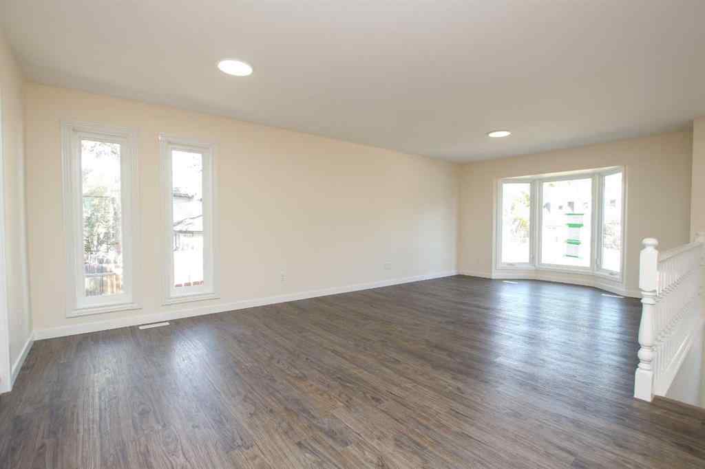 MLS® A2264154 - 27 Gregson Crescent  in Glendale Park Estates Red Deer, Residential