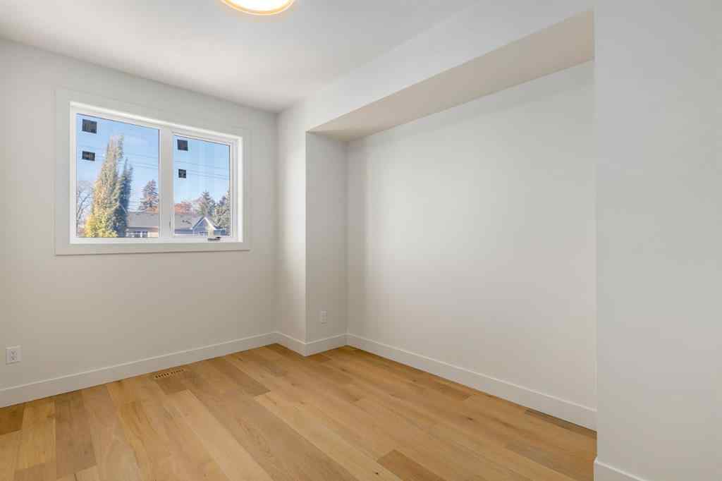 MLS® A2264155 - 727 15 Street NW in Hillhurst Calgary, Residential