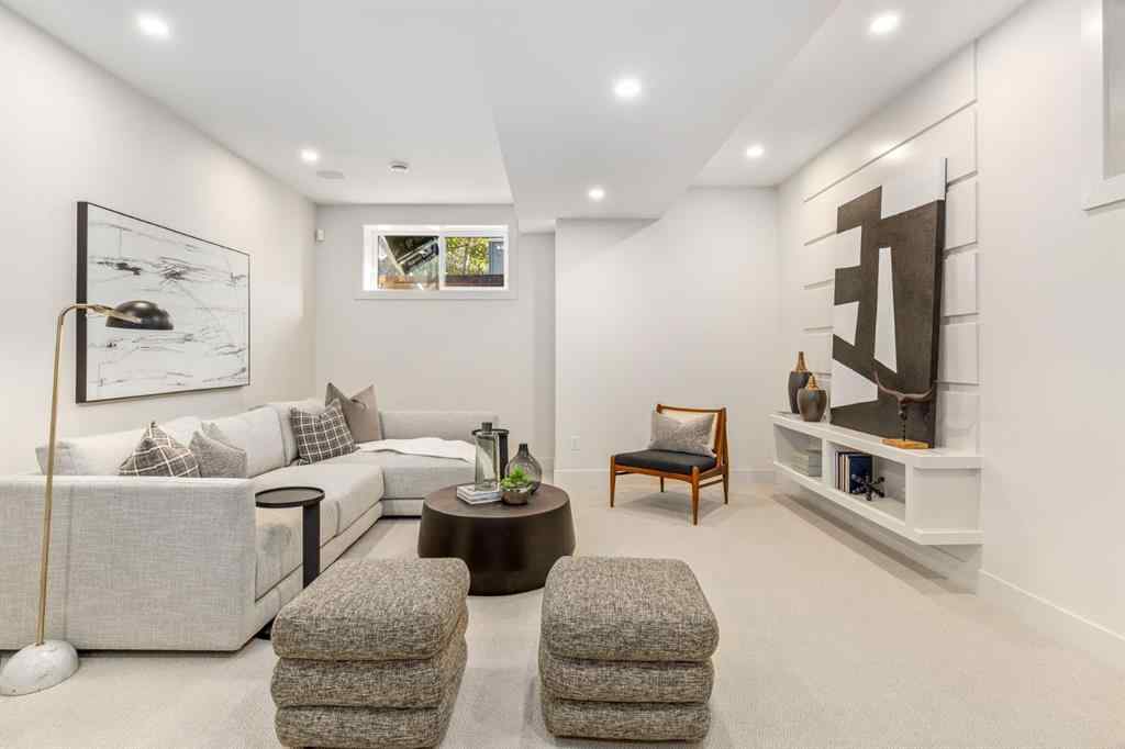 MLS® A2264155 - 727 15 Street NW in Hillhurst Calgary, Residential