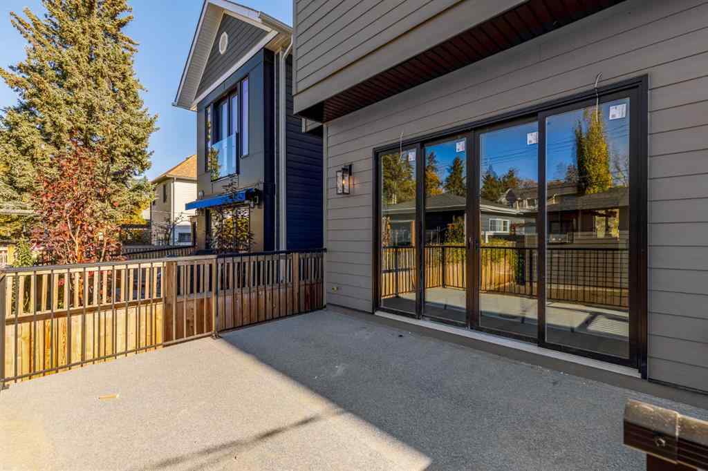 MLS® A2264155 - 727 15 Street NW in Hillhurst Calgary, Residential