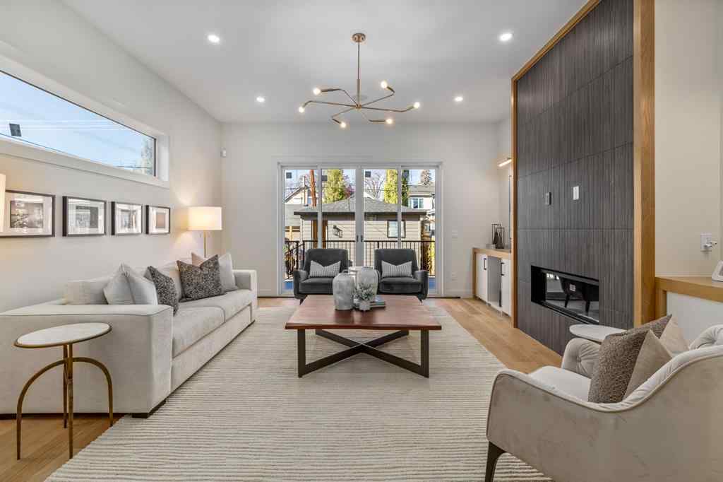 MLS® A2264155 - 727 15 Street NW in Hillhurst Calgary, Residential