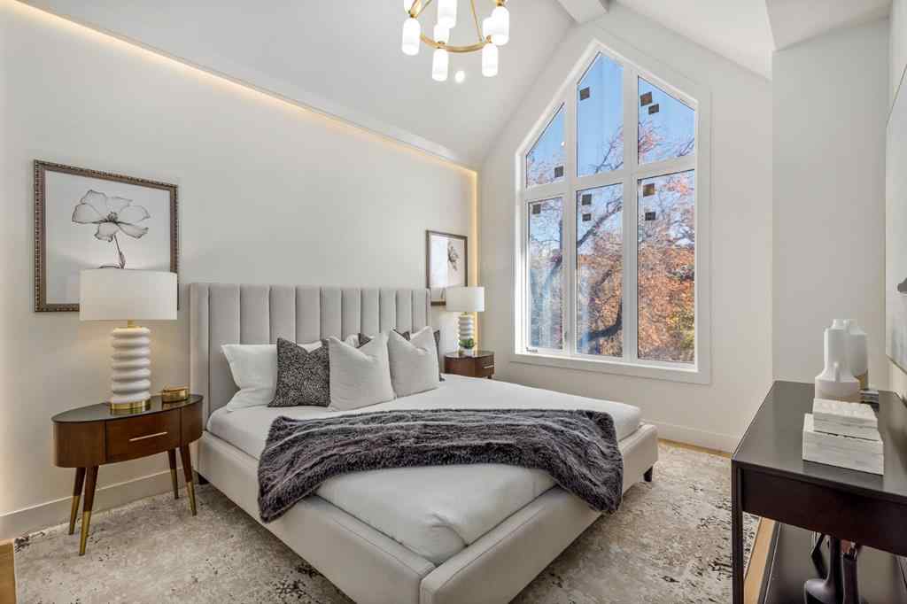 MLS® A2264155 - 727 15 Street NW in Hillhurst Calgary, Residential