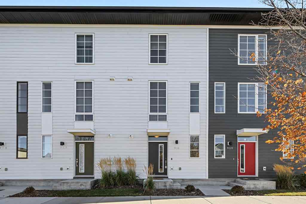 MLS® A2264157 - 918 Walgrove Boulevard SE in Walden Calgary, Residential