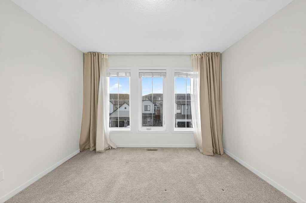 MLS® A2264158 - 675 South Point Heath SW in South Point Airdrie, Residential