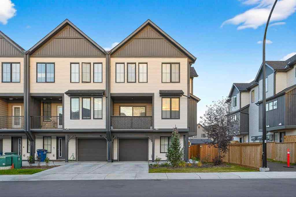 MLS® A2264158 - 675 South Point Heath SW in South Point Airdrie, Residential