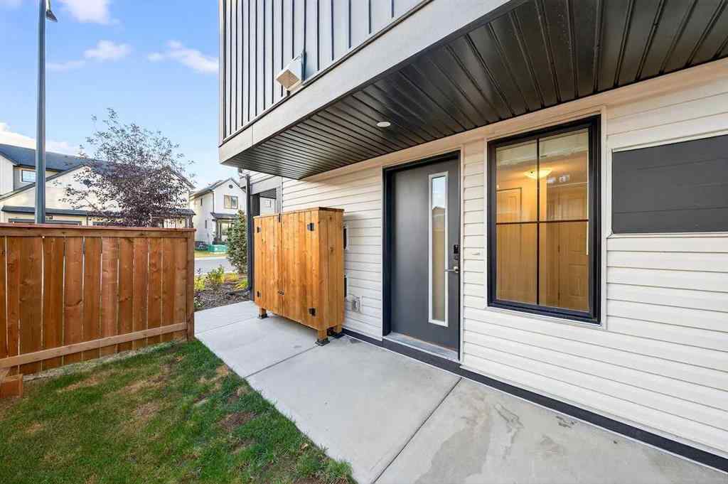 MLS® A2264158 - 675 South Point Heath SW in South Point Airdrie, Residential