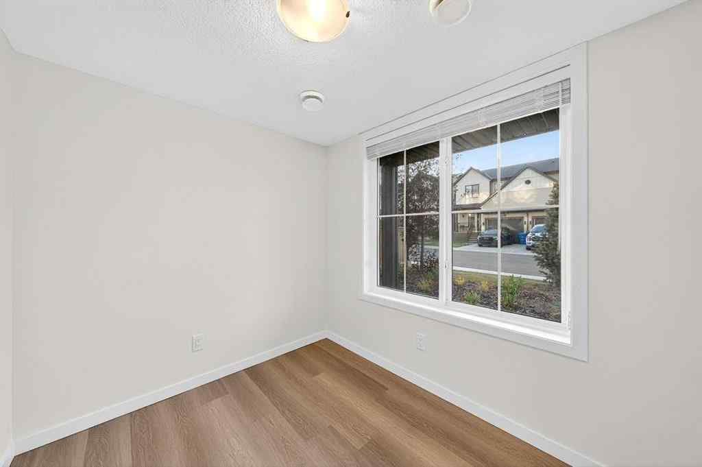 MLS® A2264158 - 675 South Point Heath SW in South Point Airdrie, Residential