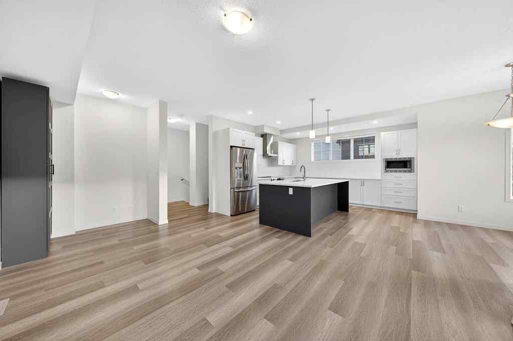 MLS® A2264158 - 675 South Point Heath SW in South Point Airdrie, Residential