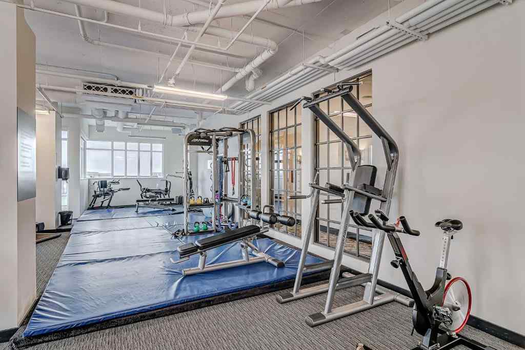MLS® A2264159 - Unit #3303 930 6 Avenue SW in Downtown Commercial Core Calgary, Residential