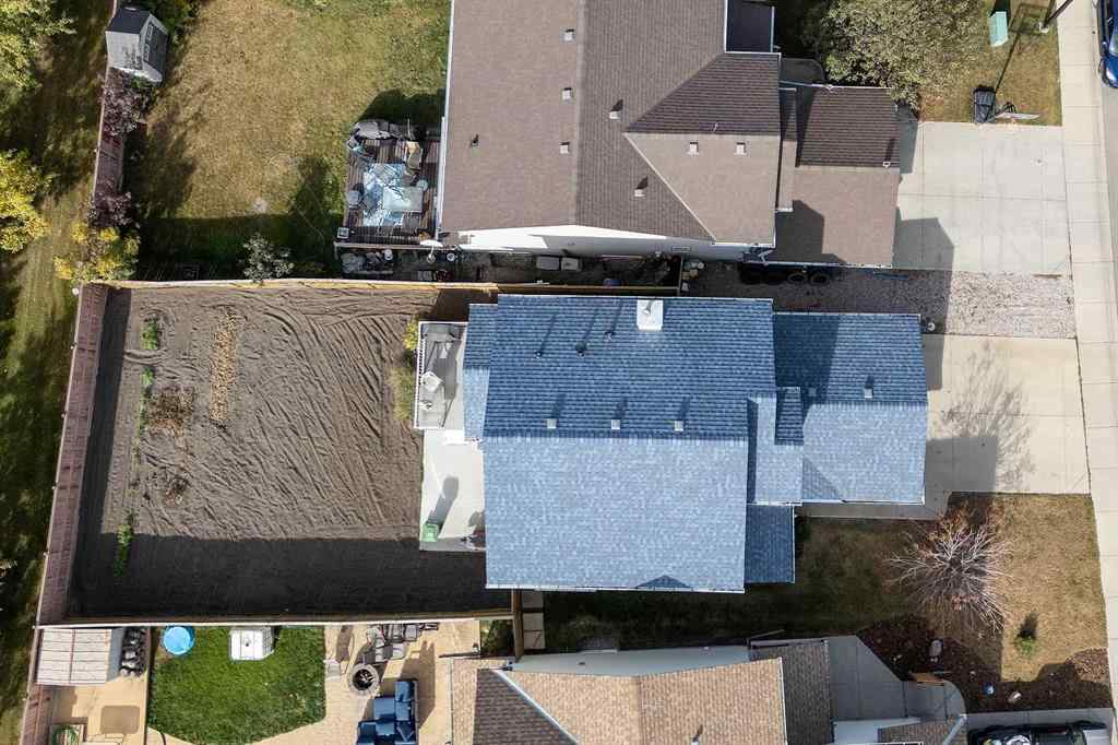 MLS® A2264160 - 209 Sagewood Place SW in Sagewood Airdrie, Residential