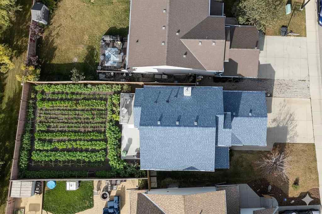 MLS® A2264160 - 209 Sagewood Place SW in Sagewood Airdrie, Residential