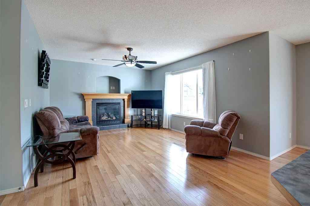 MLS® A2264160 - 209 Sagewood Place SW in Sagewood Airdrie, Residential