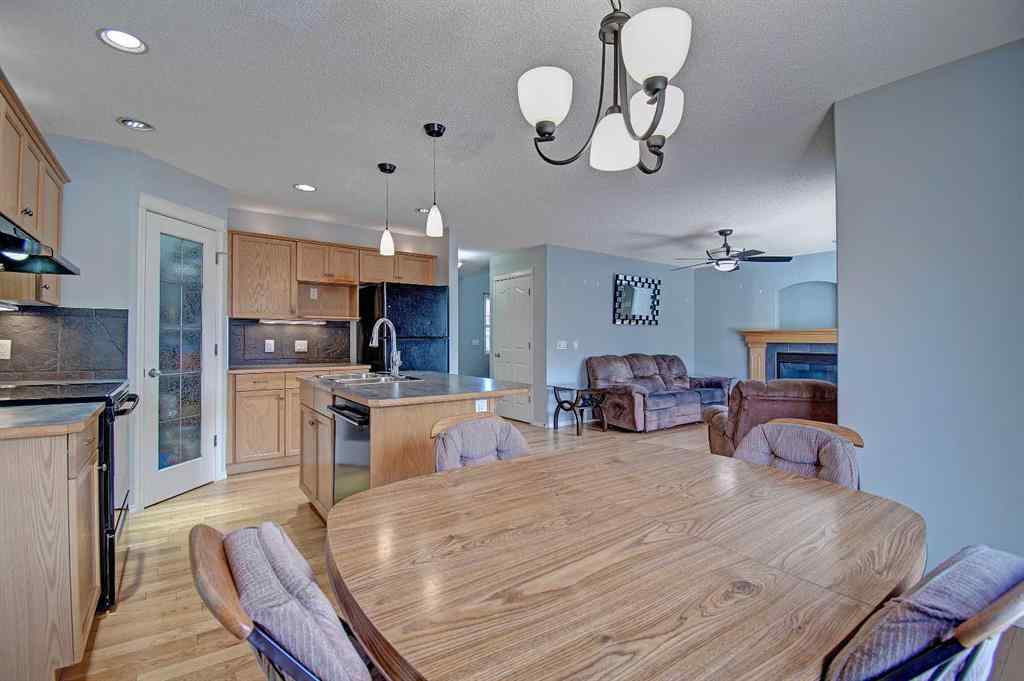 MLS® A2264160 - 209 Sagewood Place SW in Sagewood Airdrie, Residential