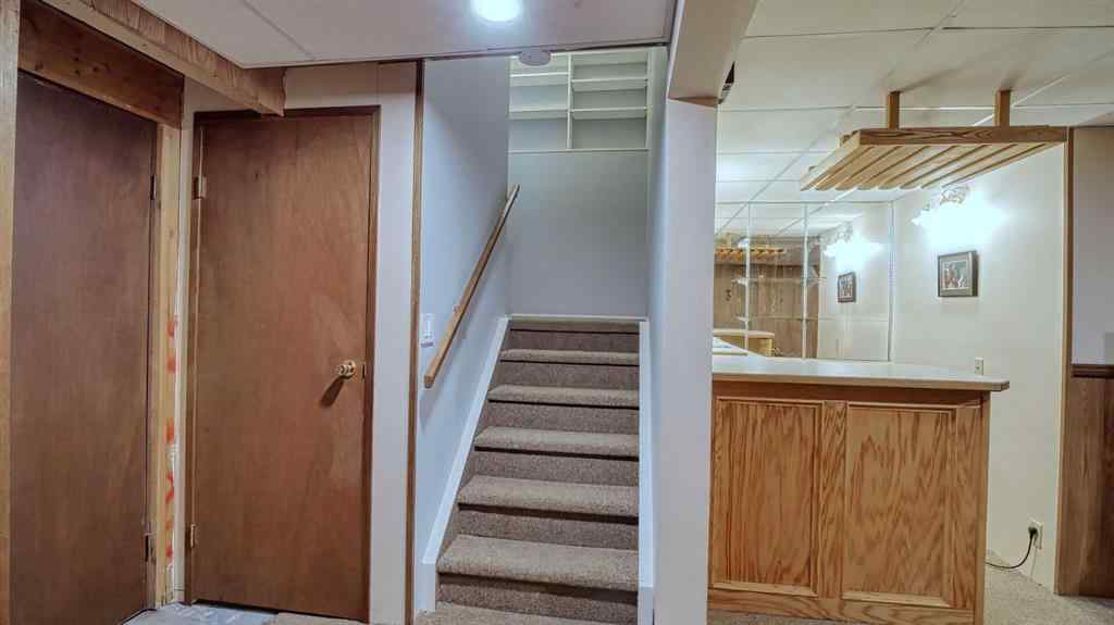 MLS® A2264163 - 123 Woodsman Lane SW in Woodbine Calgary, Residential