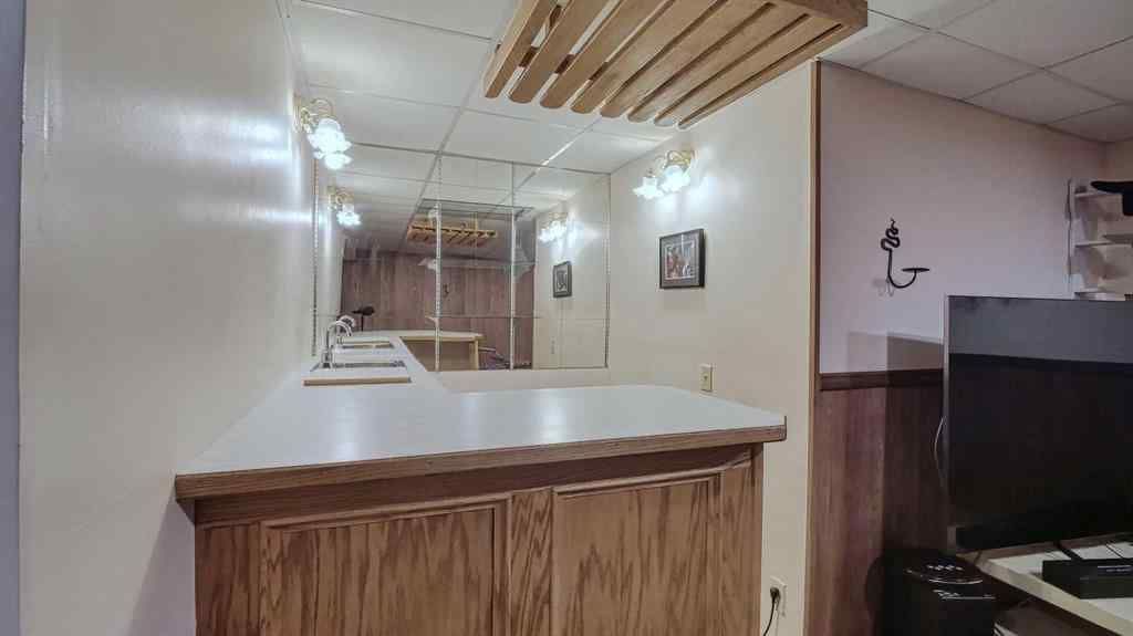 MLS® A2264163 - 123 Woodsman Lane SW in Woodbine Calgary, Residential