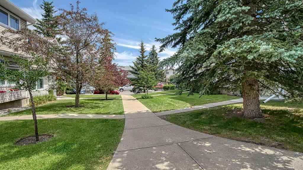 MLS® A2264163 - 123 Woodsman Lane SW in Woodbine Calgary, Residential