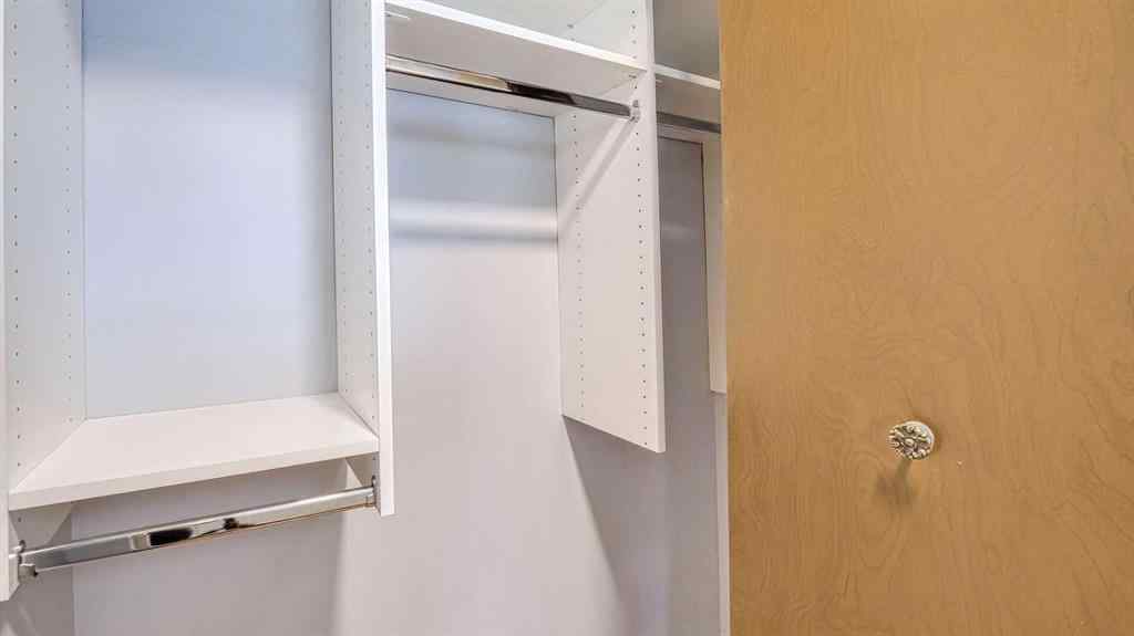 MLS® A2264163 - 123 Woodsman Lane SW in Woodbine Calgary, Residential