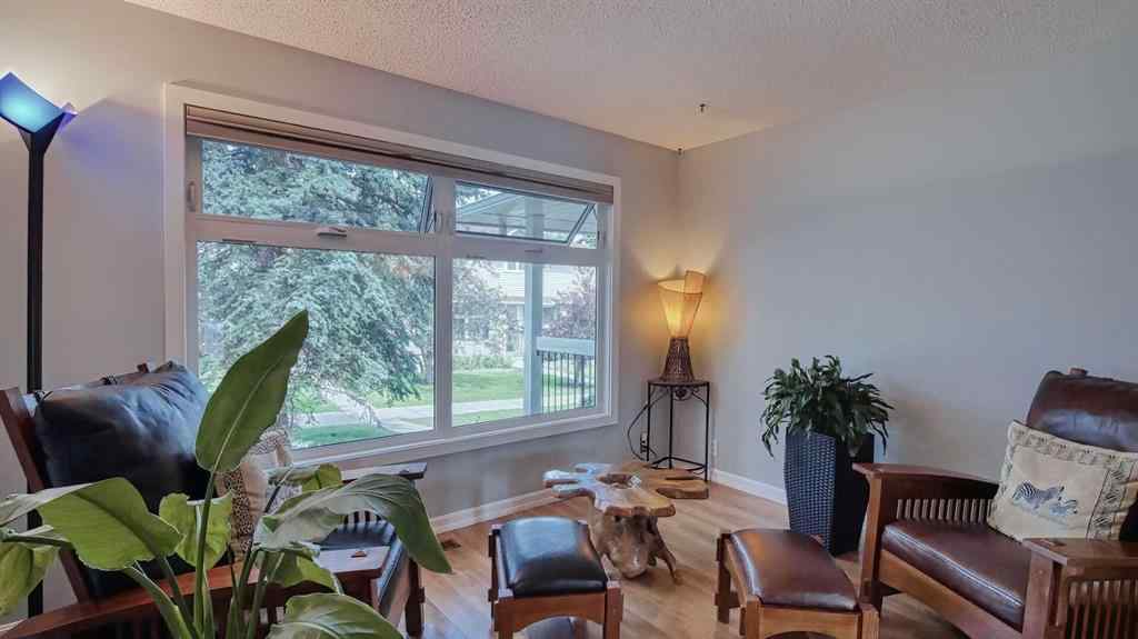 MLS® A2264163 - 123 Woodsman Lane SW in Woodbine Calgary, Residential