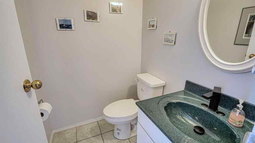 MLS® A2264163 - 123 Woodsman Lane SW in Woodbine Calgary, Residential