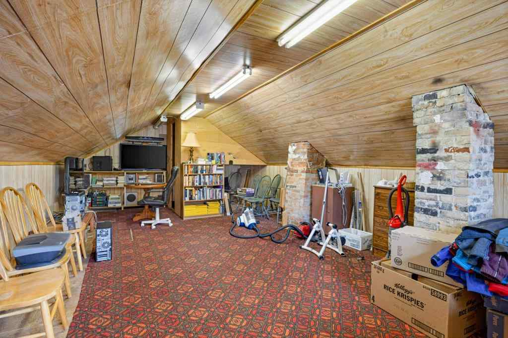 MLS® A2264167 - 412 Cougar Street  in NONE Banff, Residential