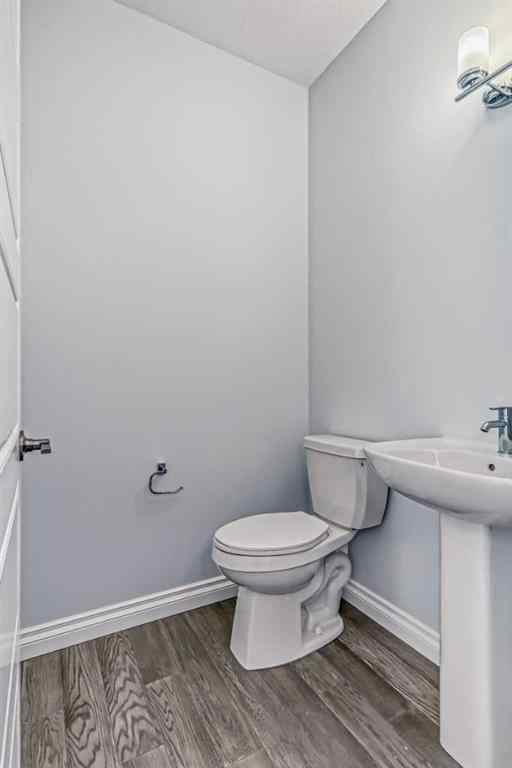 MLS® A2264168 - 37 Southborough Lane  in Southbow Landing Cochrane, Residential