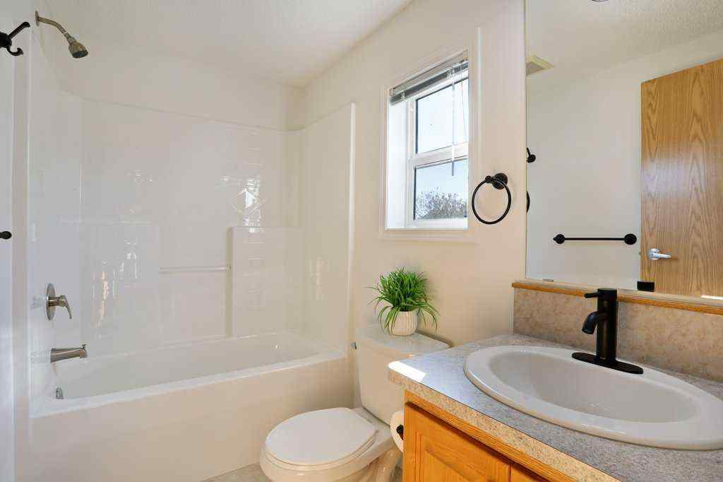 MLS® A2264171 - 57 RoseGlen Drive  in NONE Rosemary, Residential