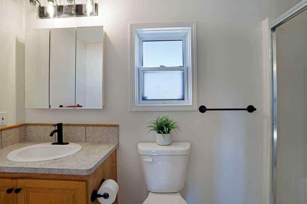 MLS® A2264171 - 57 RoseGlen Drive  in NONE Rosemary, Residential