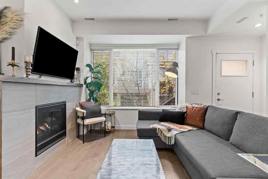 MLS® A2264172 - Unit #304 1818 14A Street SW in Bankview Calgary, Residential