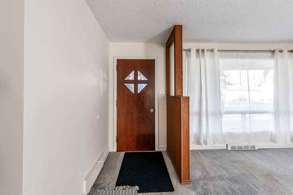 MLS® A2264173 - 241 11 Street SW in SW Hill Medicine Hat, Residential