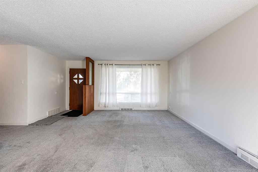 MLS® A2264173 - 241 11 Street SW in SW Hill Medicine Hat, Residential