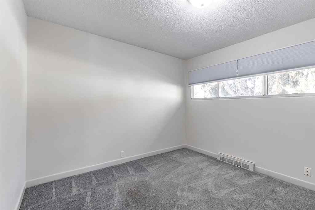 MLS® A2264173 - 241 11 Street SW in SW Hill Medicine Hat, Residential