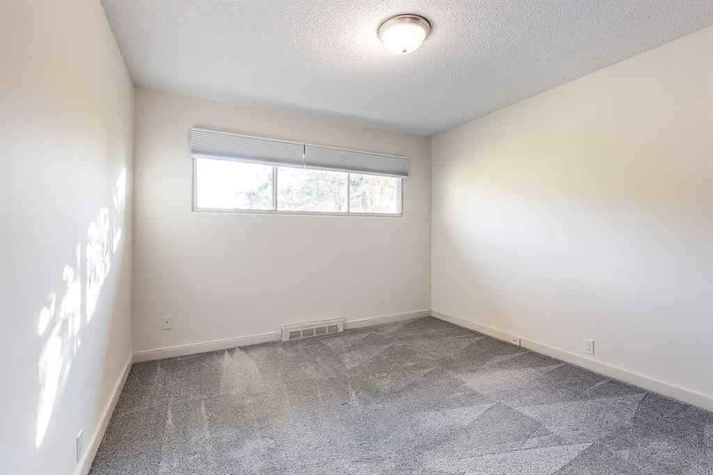 MLS® A2264173 - 241 11 Street SW in SW Hill Medicine Hat, Residential