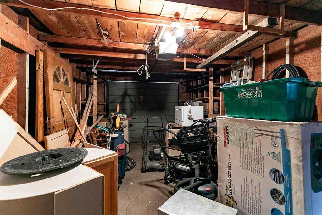 MLS® A2264173 - 241 11 Street SW in SW Hill Medicine Hat, Residential