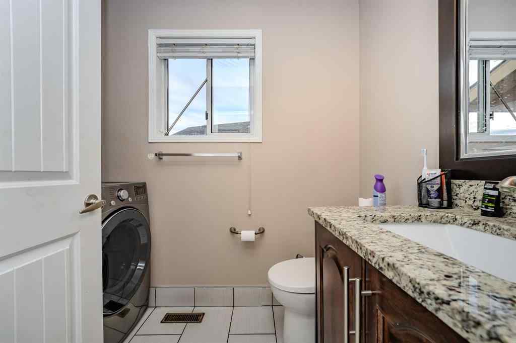 MLS® A2264174 - 4 Del Ray Crescent NE in Monterey Park Calgary, Residential