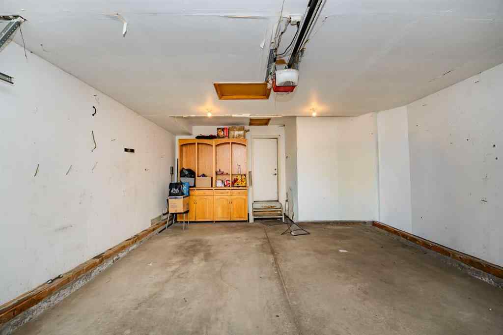 MLS® A2264174 - 4 Del Ray Crescent NE in Monterey Park Calgary, Residential