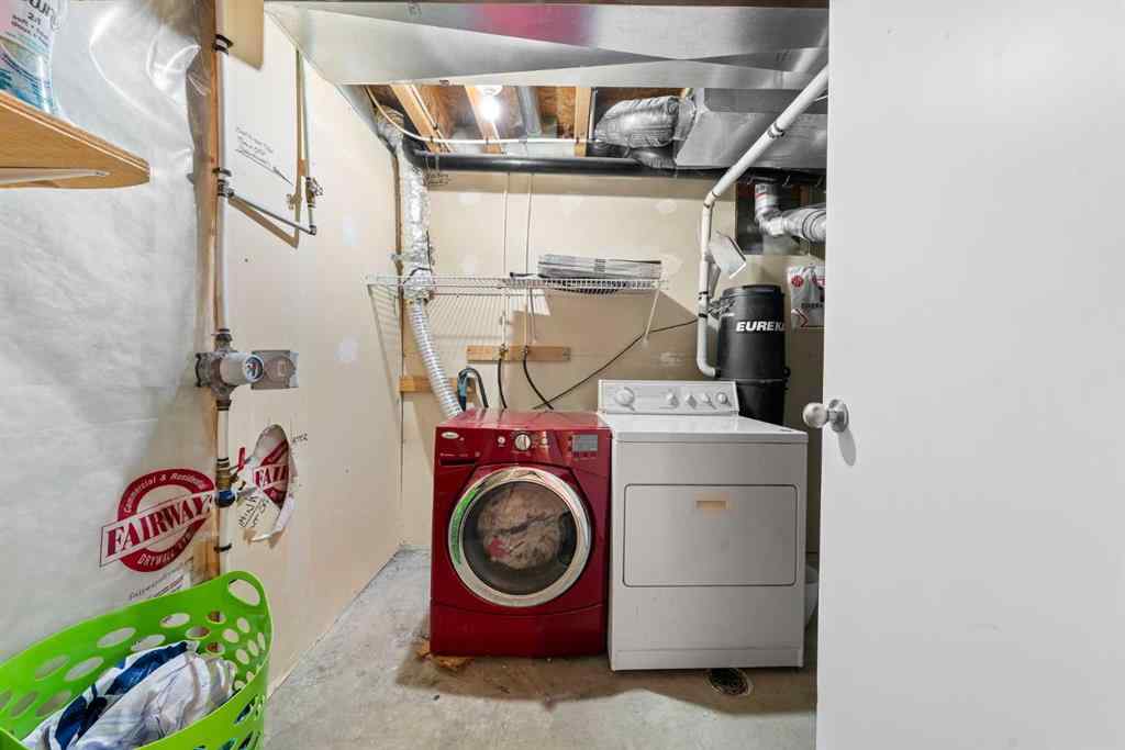 MLS® A2264178 - 527 Prestwick Circle SE in McKenzie Towne Calgary, Residential