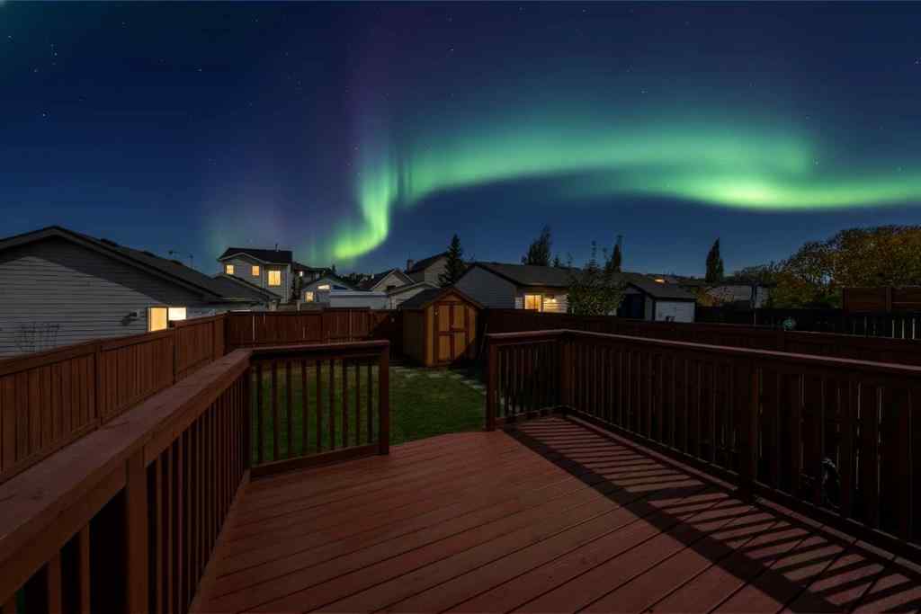 MLS® A2264178 - 527 Prestwick Circle SE in McKenzie Towne Calgary, Residential